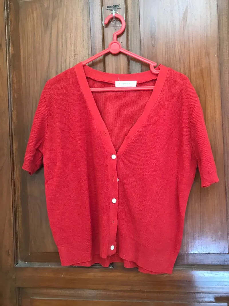 Red Short Sleeve Cardigan photo 1