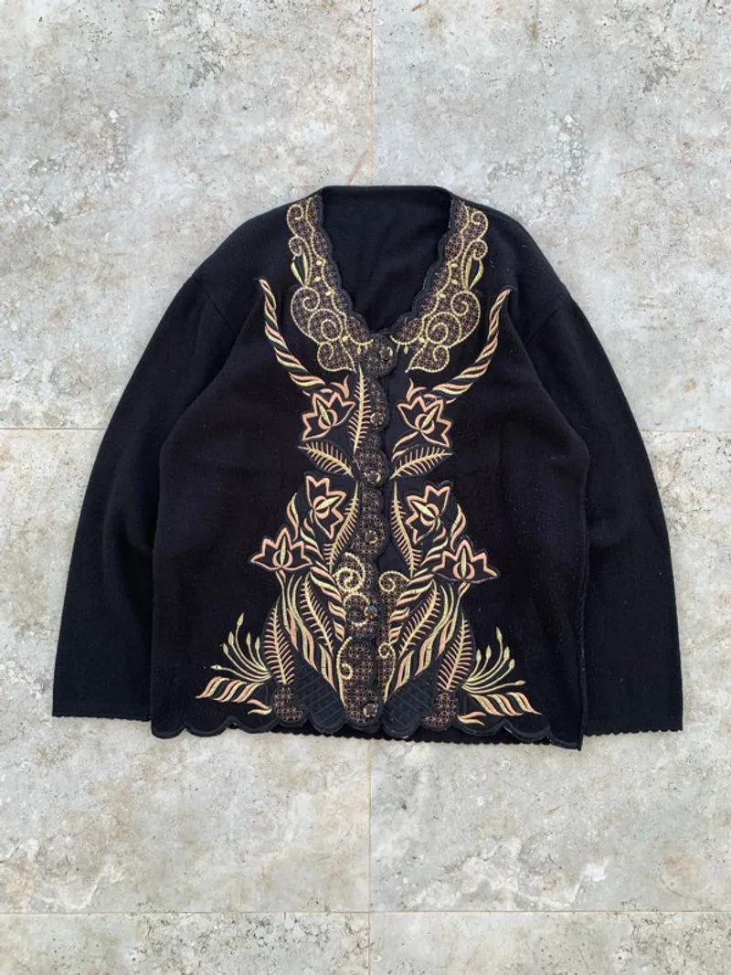 Vintage Floral Emroidered Black Cardigan   photo 1