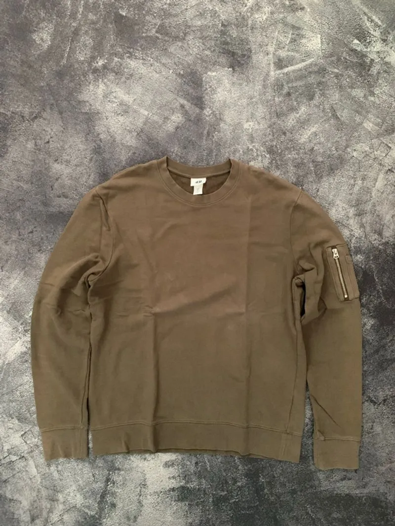 Cn Crewneck Sweater HnM H&M Pocket Samping photo 1