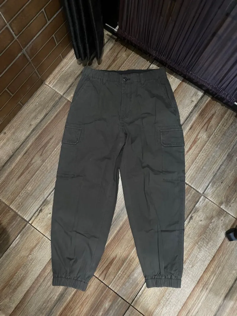Uniqlo jogger cargo pants SIZE S photo 1