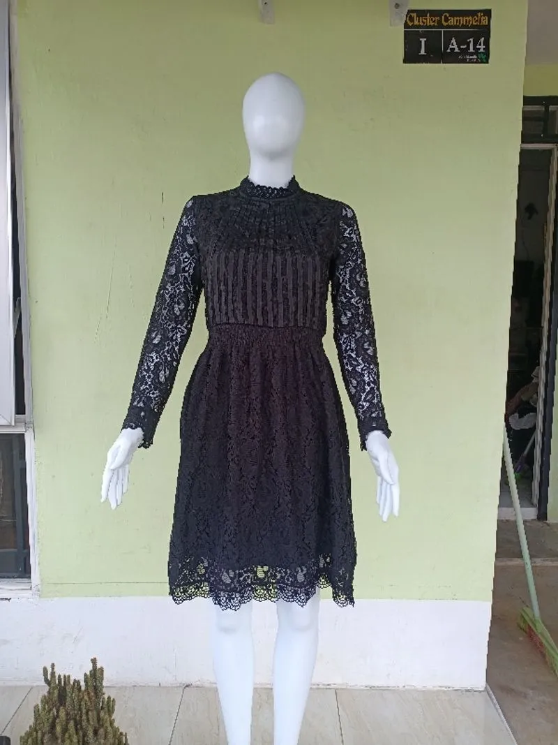DRESS BRUKAT HITAM MEWAH LENGAN PANJANG photo 1