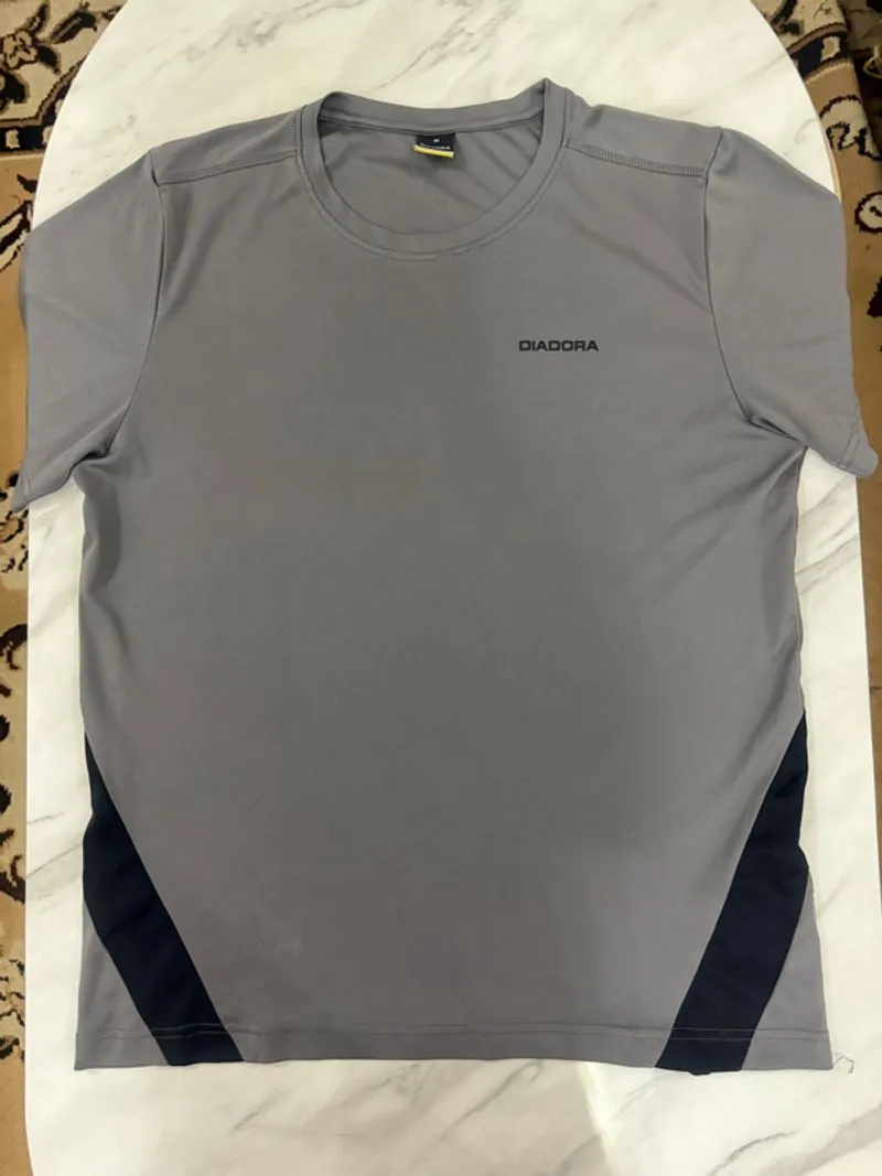 Diadora sport shirt photo 1