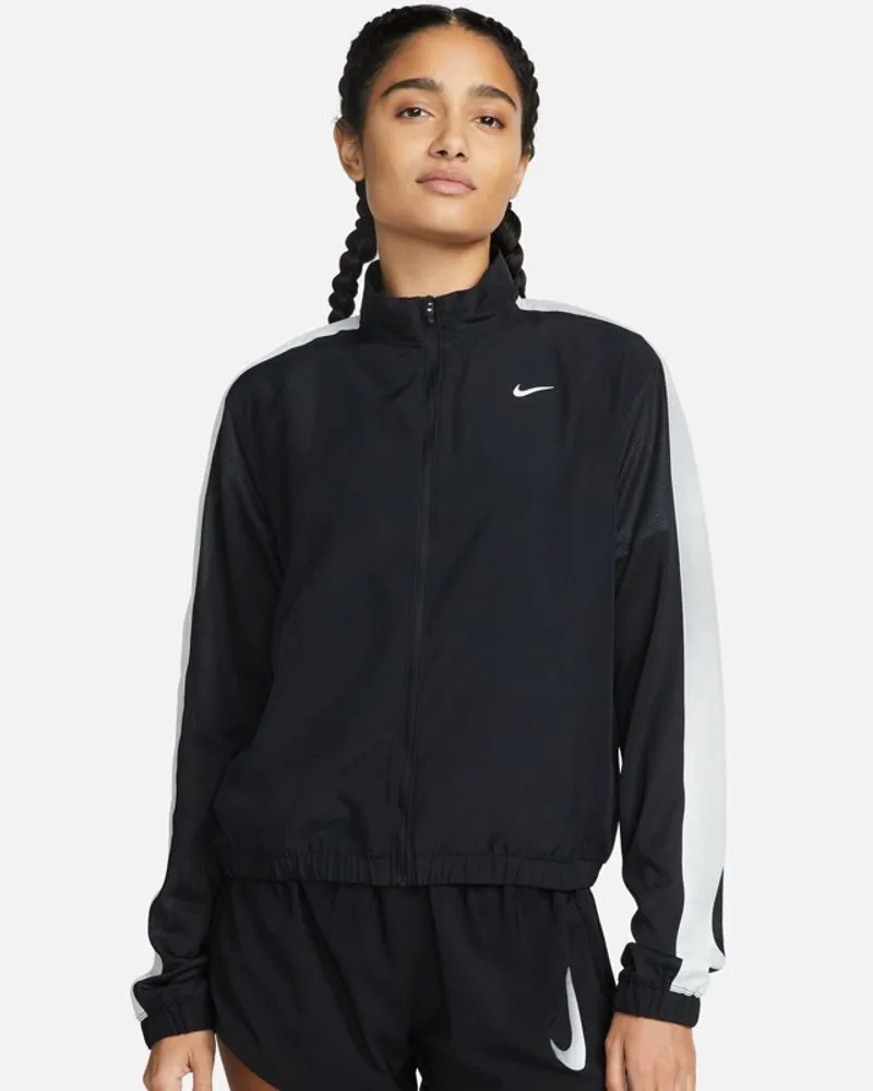 NIKE Swoosh Run Jacket photo 1