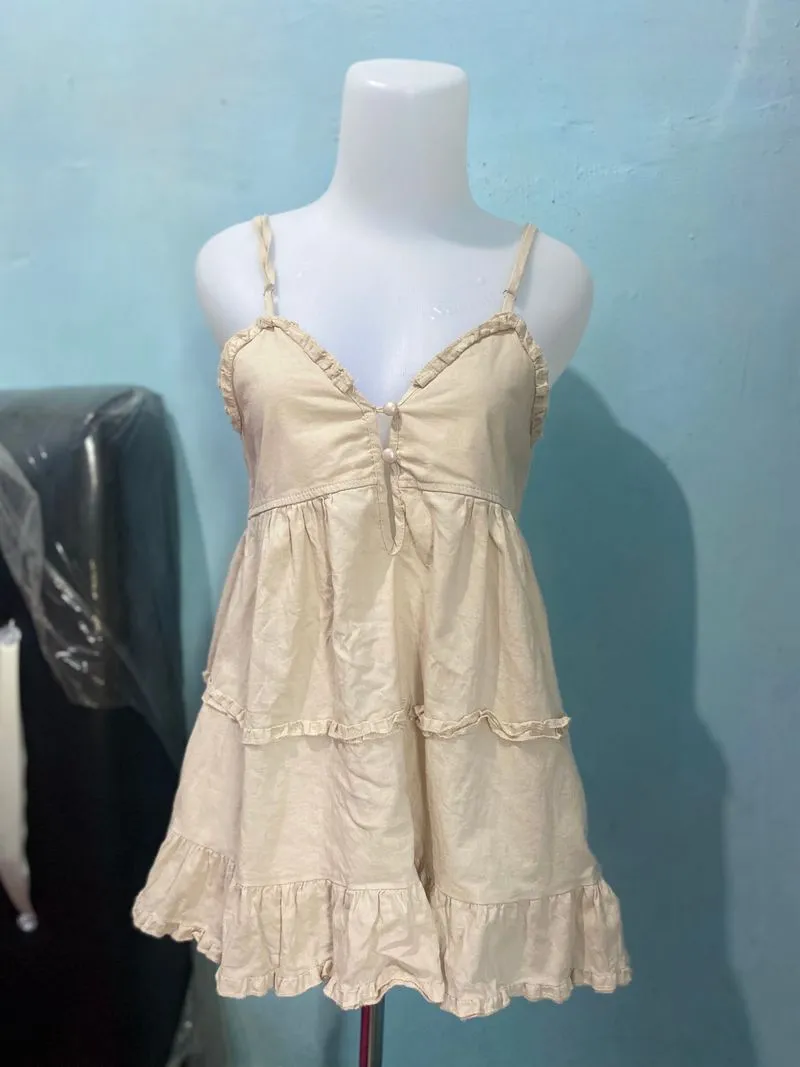 Vintage Bodycon dress Wanita cream photo 1