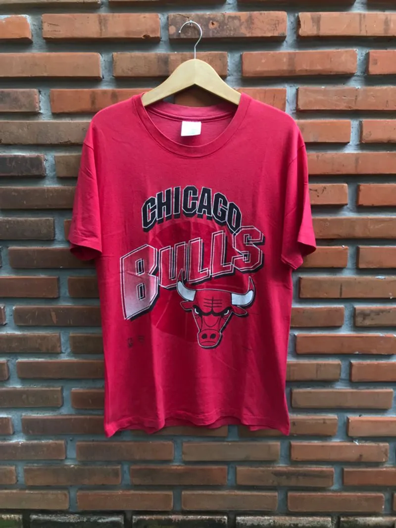 Tshirt Vtg 90s Chicago Bulls photo 1