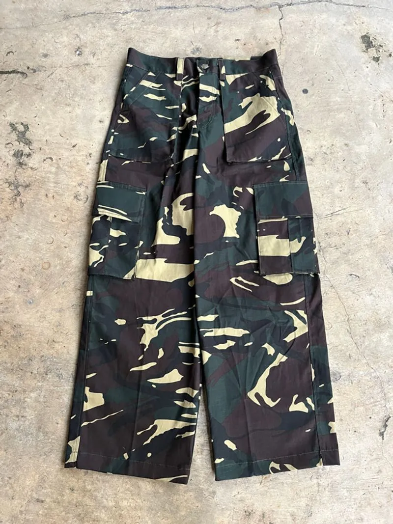 Baggy Camouflage Cargo Pants photo 1