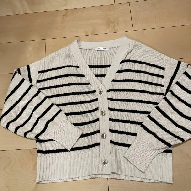 
ROSE FARM| Korean Cardi Stripe with Silver Button Vneck photo 1