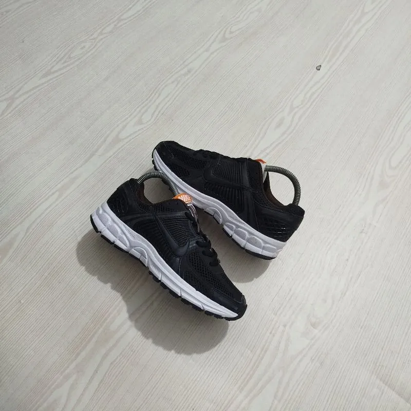 Nike Zoom Vomero 5  photo 1