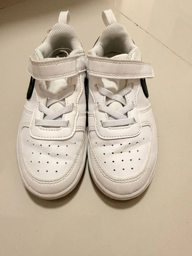Nike kids Shoes photo 1