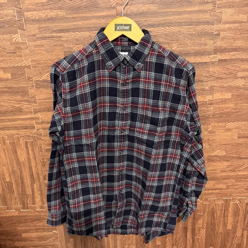FLANNEL UNIQLO NAVY GARIS MERAH photo 1
