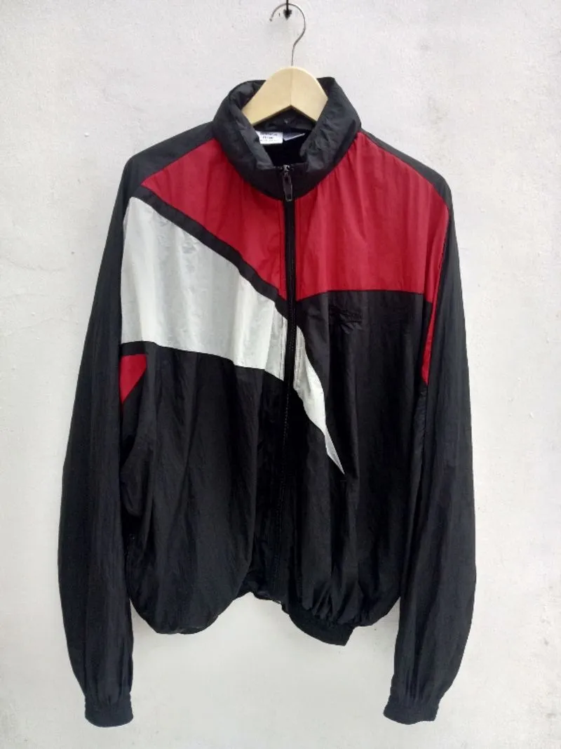 Jaket vetements x reebok photo 1