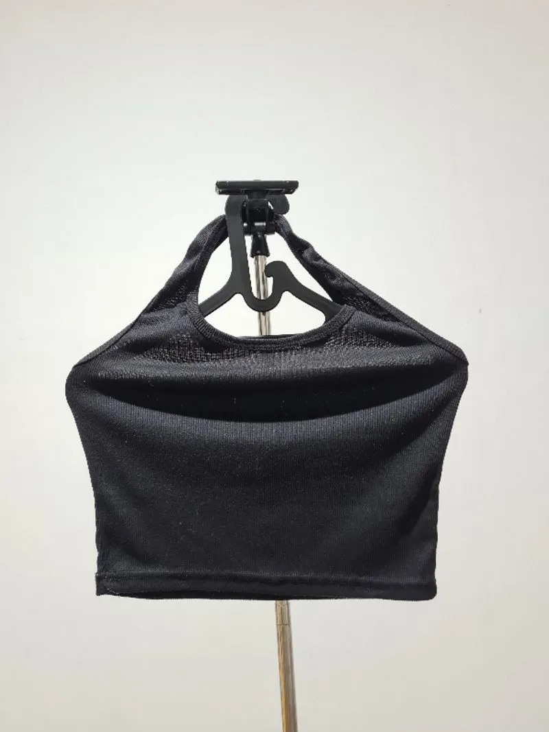 Crop top hitam photo 1