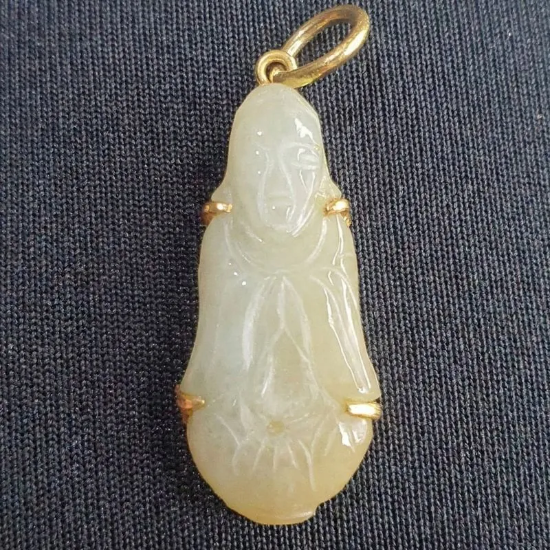 Liontin Batu Giok Dewi Guan Yin Pendant Buddha Emas 19 Karat photo 1