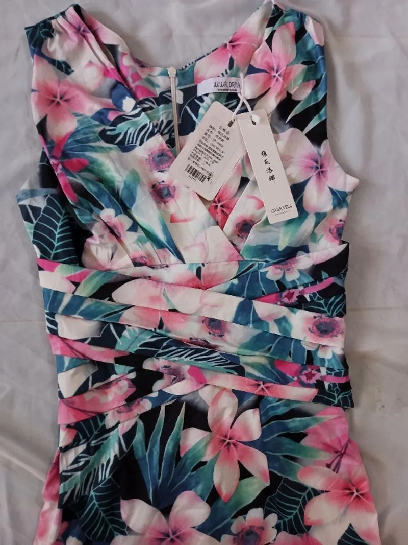 Floral dress photo 1
