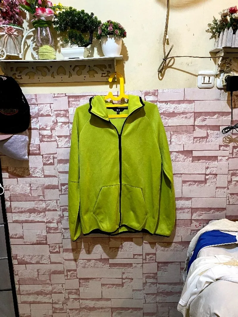 Hoodie uniqlo tech dry sofshell photo 1