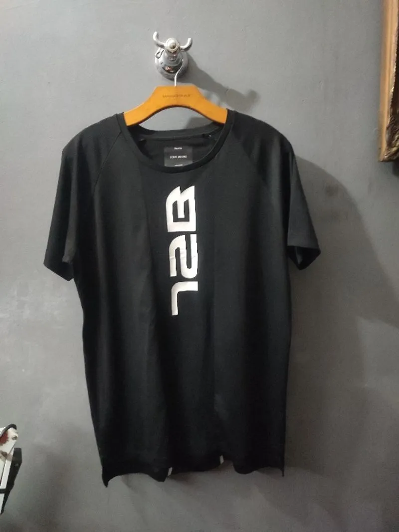 Kaos Bershka original size L preloved photo 1