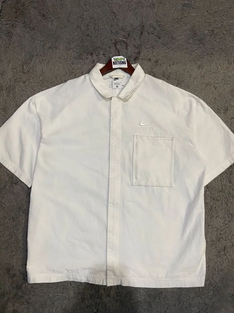 Kemeja Pria Nike Sportswear Air Woven Over-Shirts Summit Whi photo 1