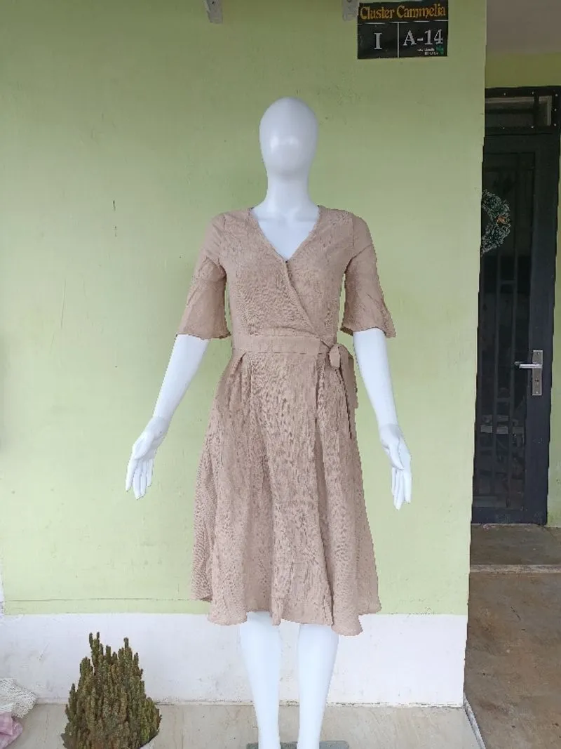DRESS COKLAT LENGAN LONCENG photo 1