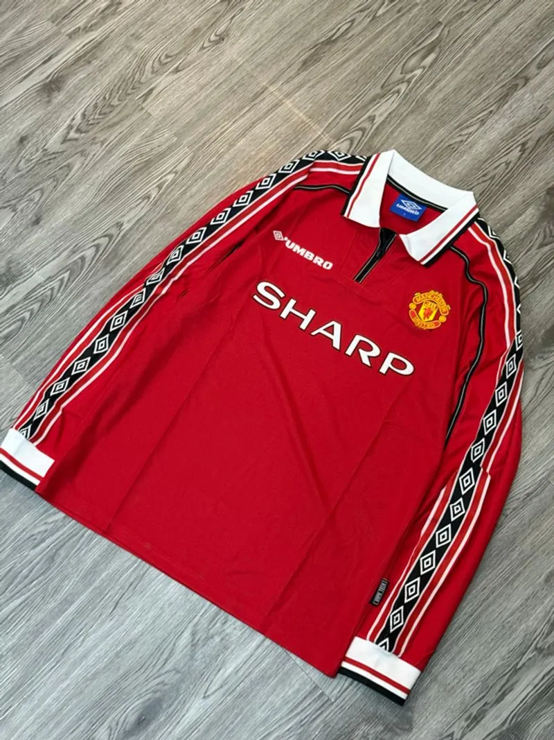 Jersey home manchester united 1998-1999 photo 1