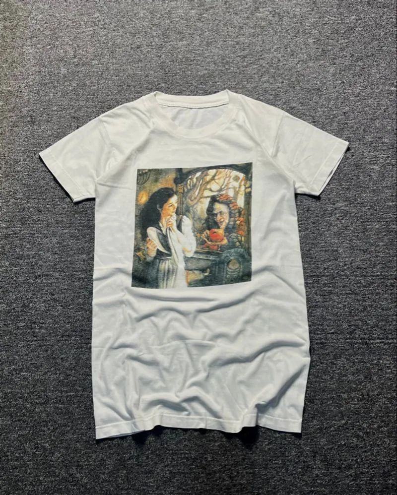 snow white paint graphic tee  photo 1