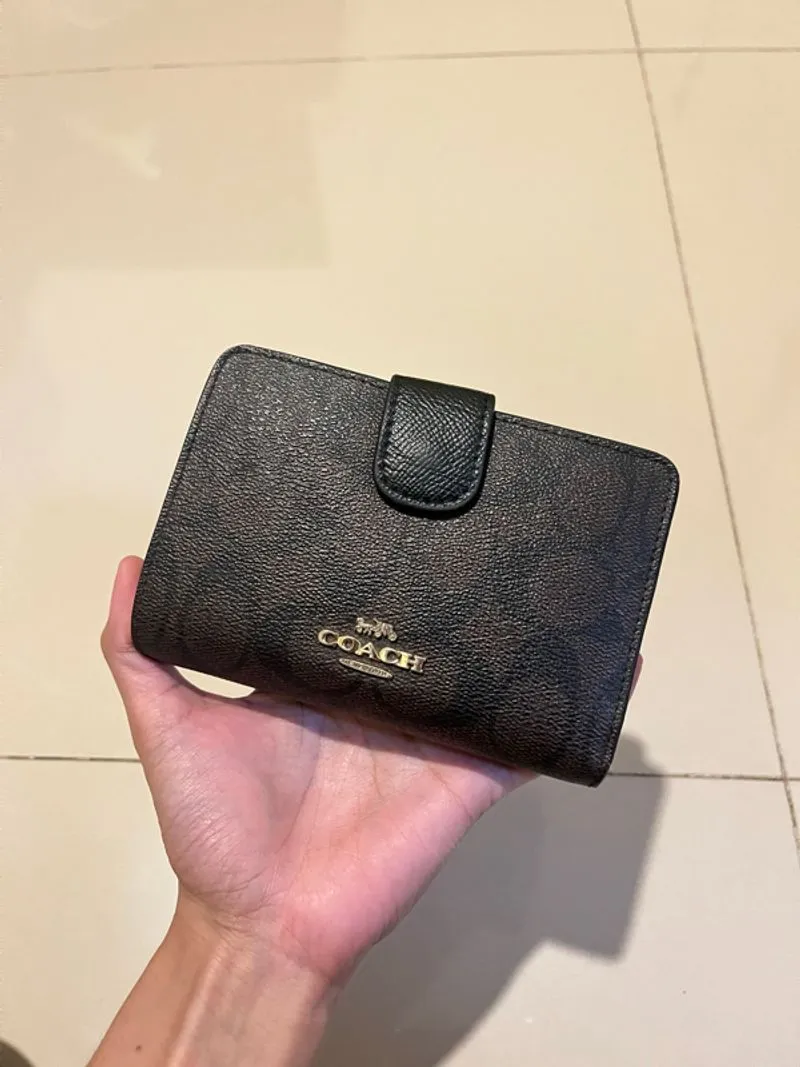 Coach Wallet photo 1