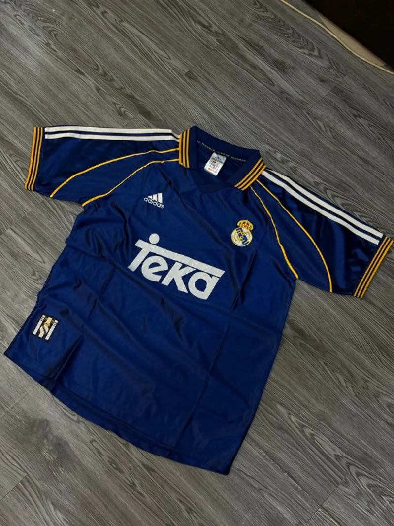 Jersey away real madrid 1998-1999 photo 1