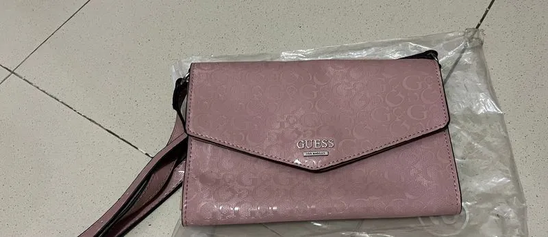 Guess Minimalist Crossbody Bag Wanita pink photo 1