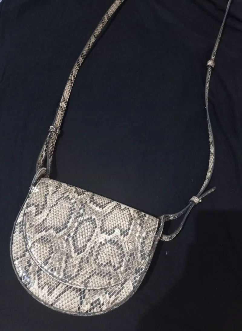 Mango sling bag motif ular photo 1
