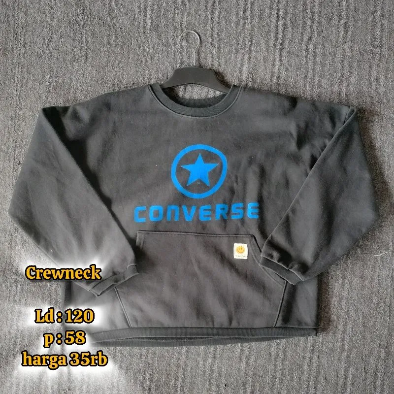 Crewneck photo 1