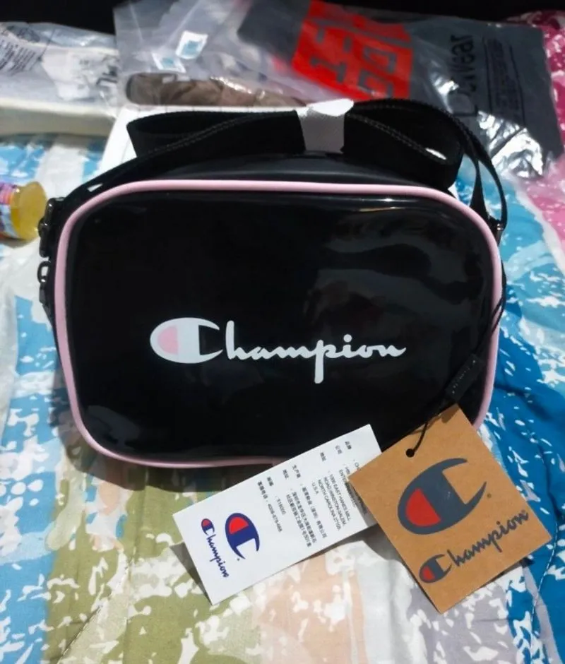 Champion Tas Sling Bag Hitam photo 1