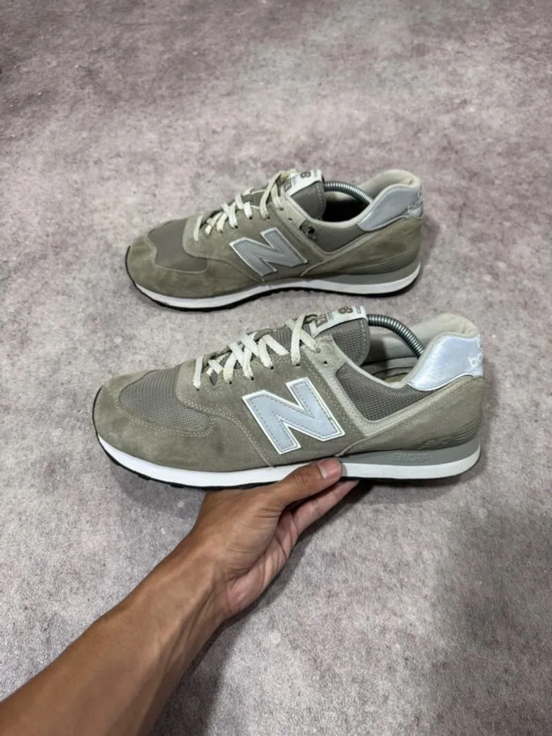 New Balance 574 Classic Grey Reflektif photo 1