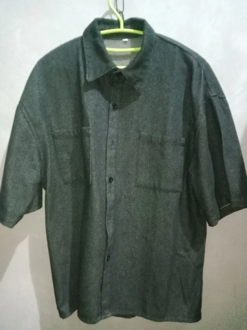 Black Tshirt photo 1