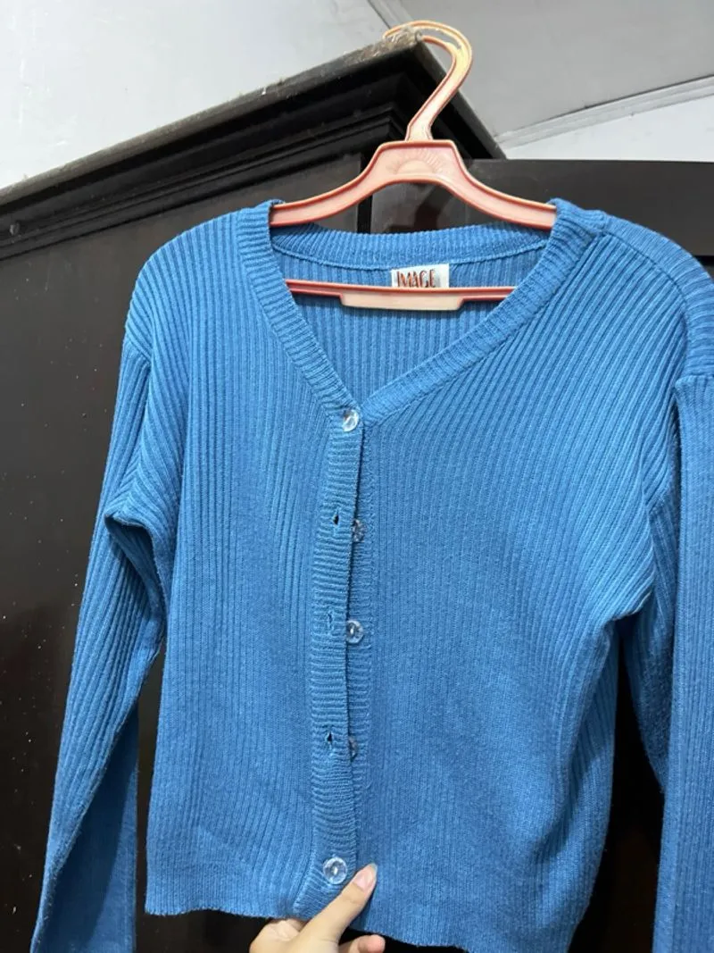 Cardigan  photo 1