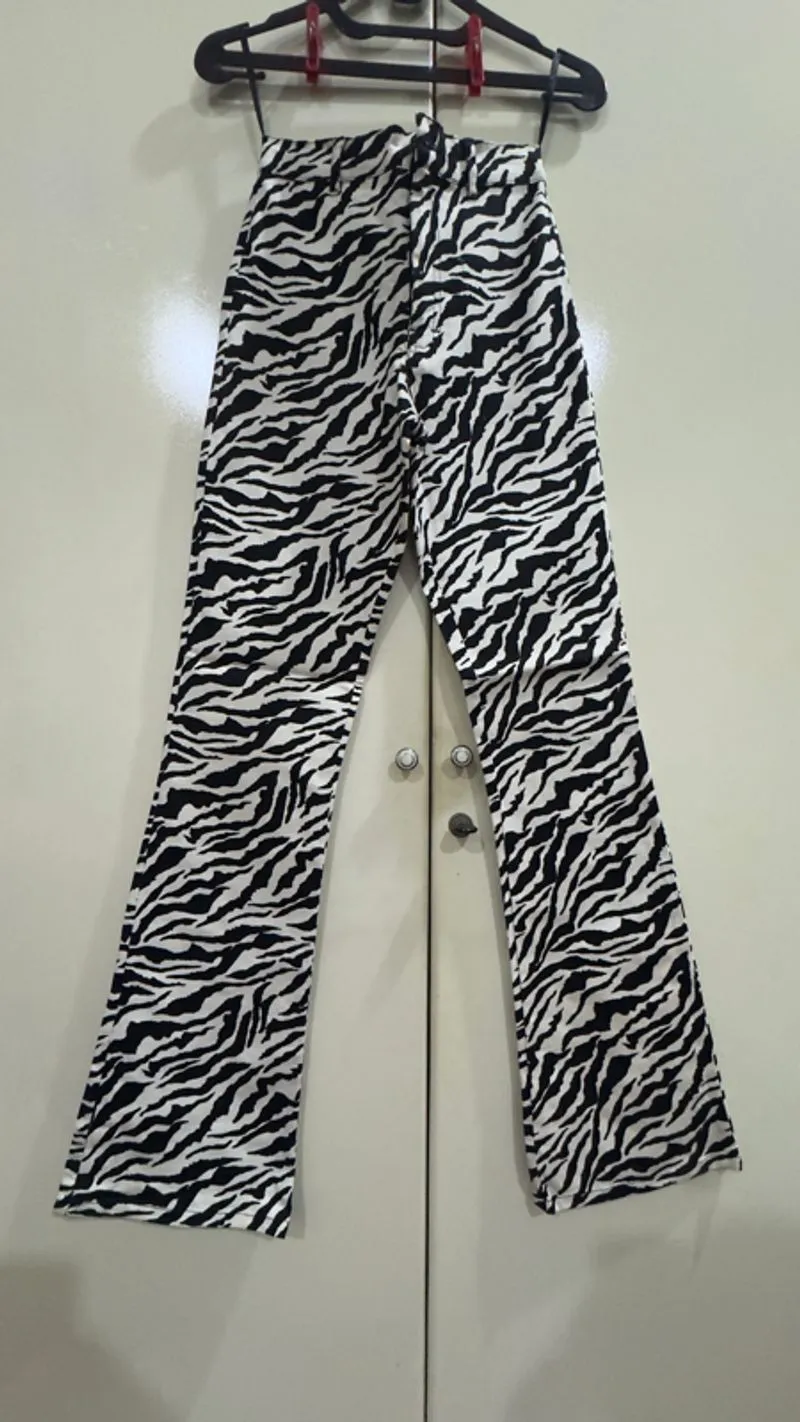 Flare Jeans Zebra photo 1
