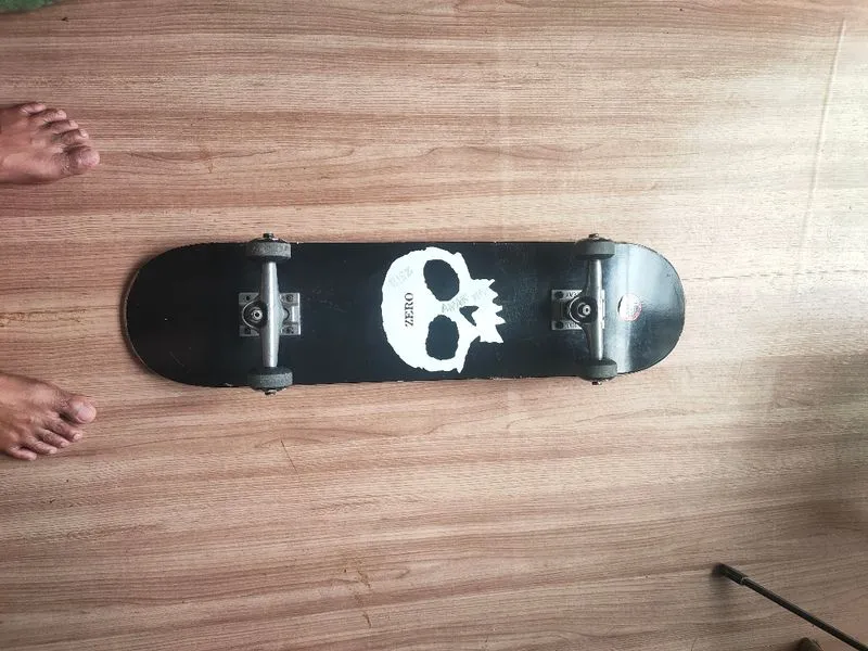 Zero skateboard 7.5" photo 1