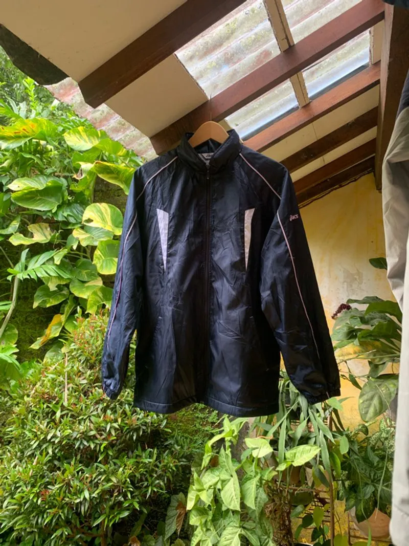 ASICS WINDBREAKER COLORBLOK PARASUT JACKET photo 1