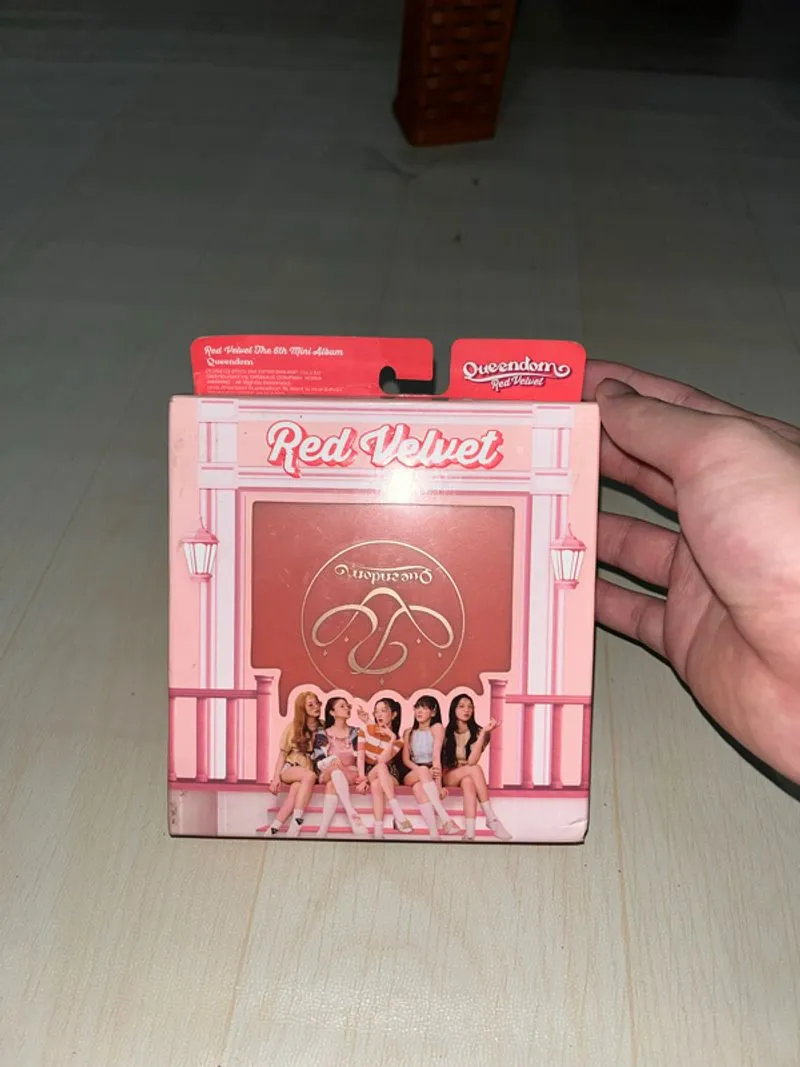 [JUAL RUGI] Album Second Red Velvet Queendom [Girls ver.] photo 1