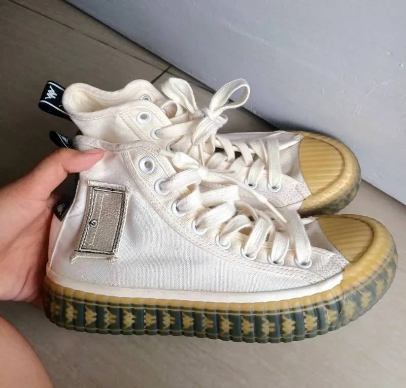 Kappa x Doraemon Size 37 | Sepatu Sneakers Converse Italy photo 1