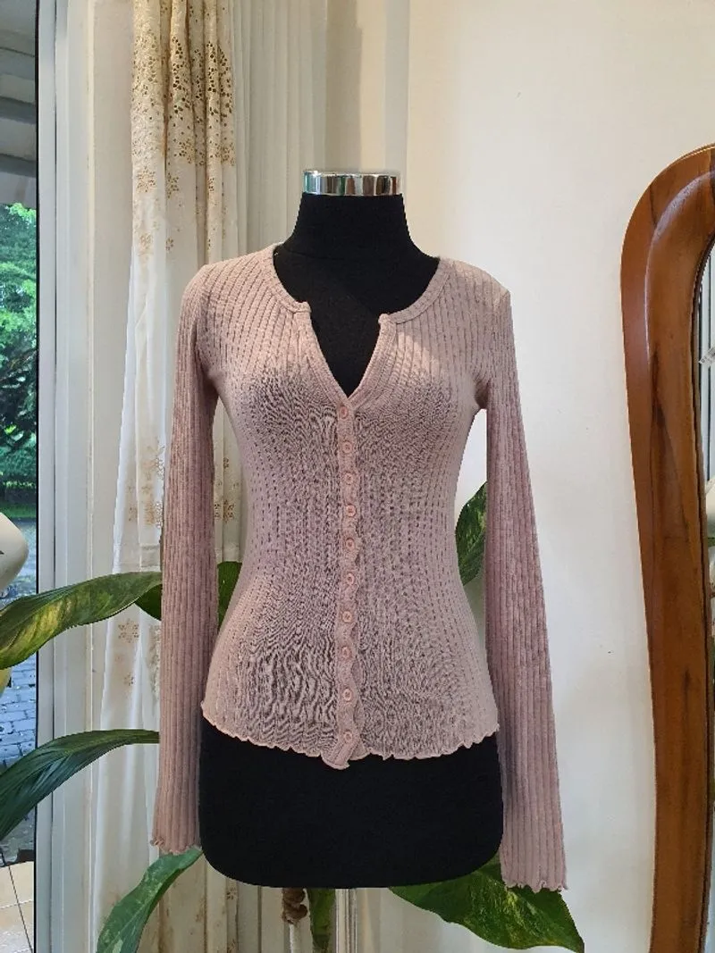 CARDIGAN RAJUT THE OI OIL photo 1