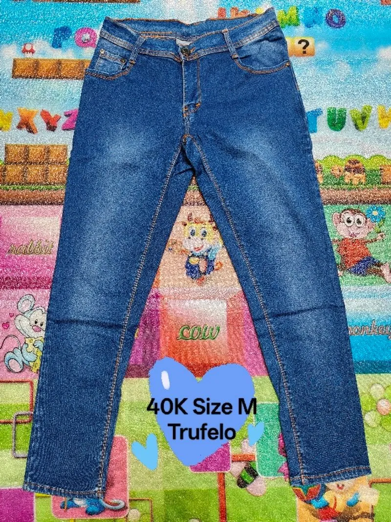 Preloved Jeans 2 photo 1