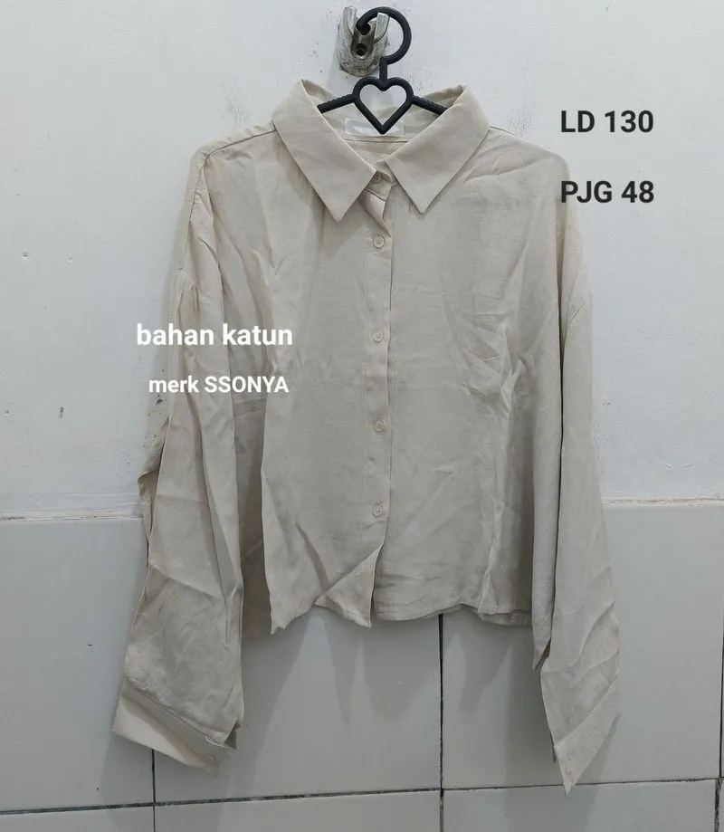 Kemeja panjang crop oversize photo 1