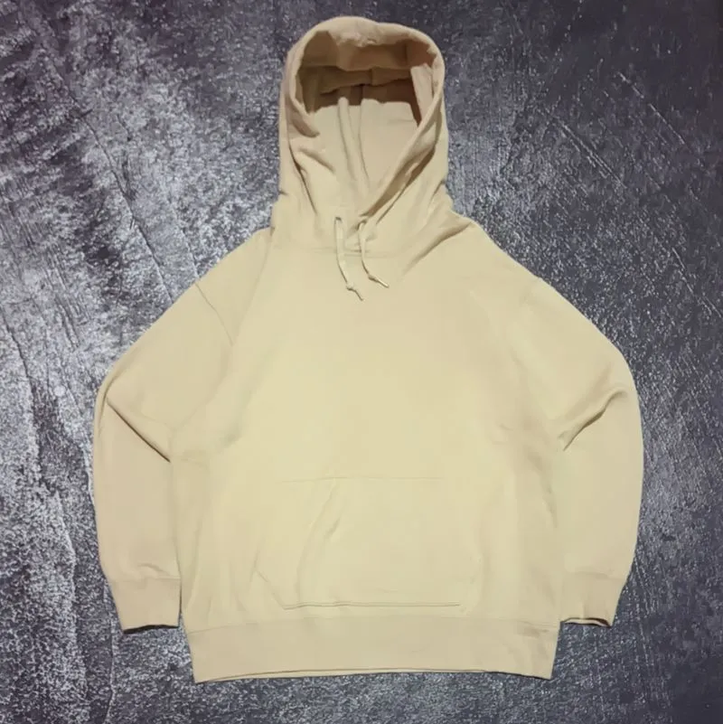 Uniqlo Streetwear Sportswear Hoody Pria tan photo 1