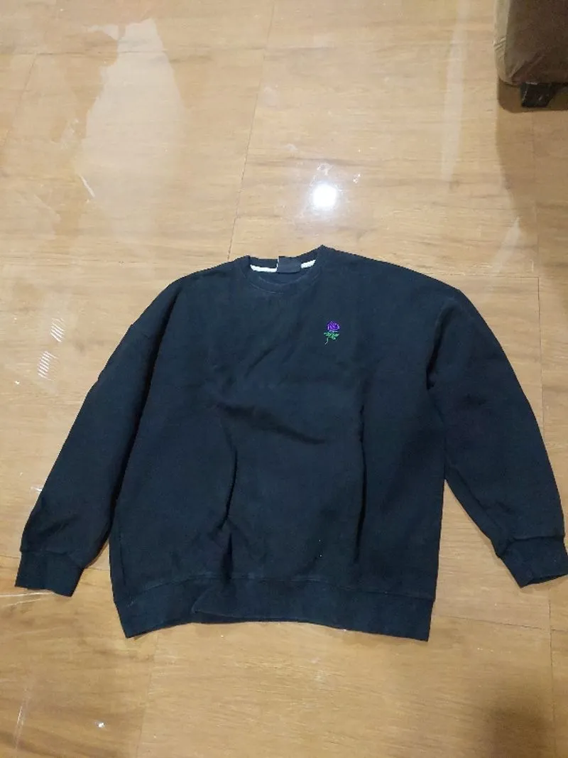 Sweater Black photo 1