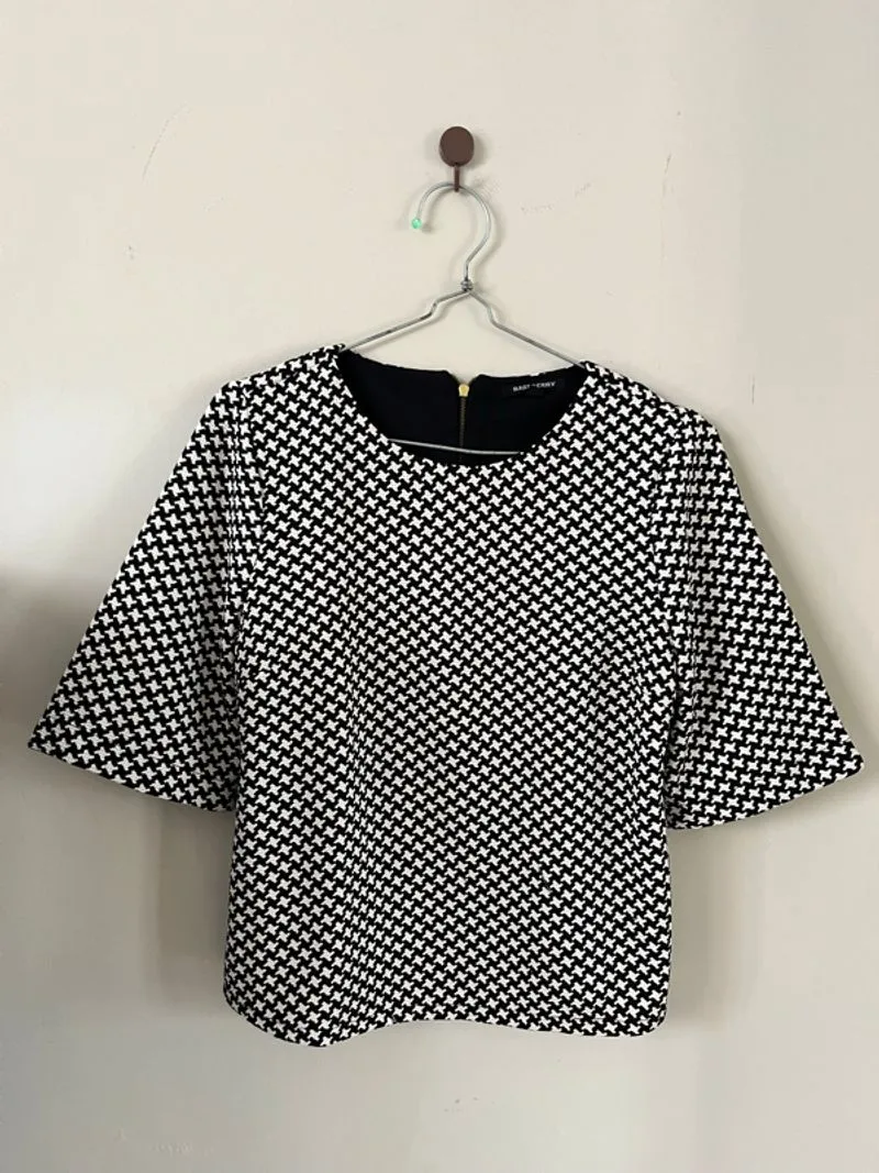 Crop top Wanita white black photo 1
