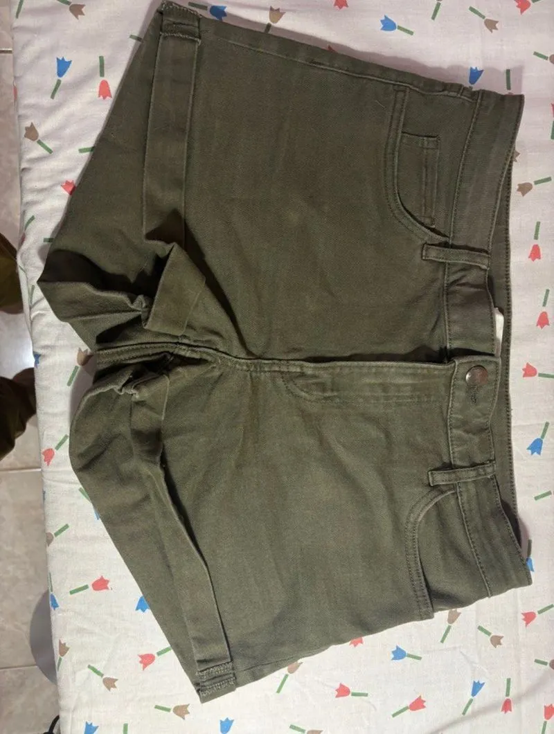 H&M Casual Short Wanita green photo 1