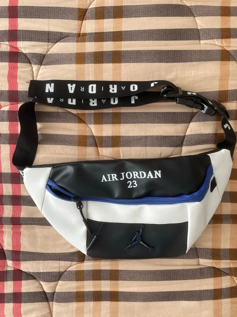 Air Jordan Crossbody bag/Slingbag/Waistbag photo 1