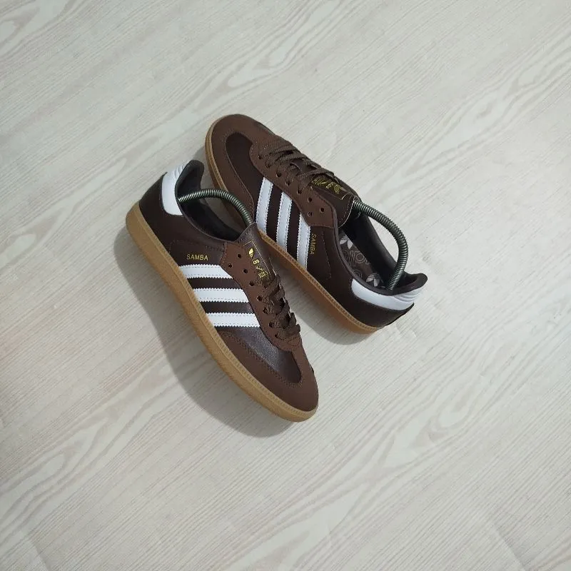 Adidas Samba photo 1