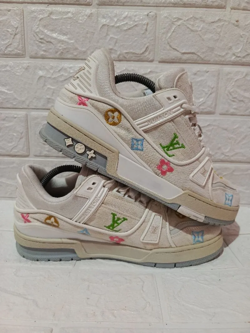 Louis Vuitton Trainer Floral Motif White Kanvas photo 1