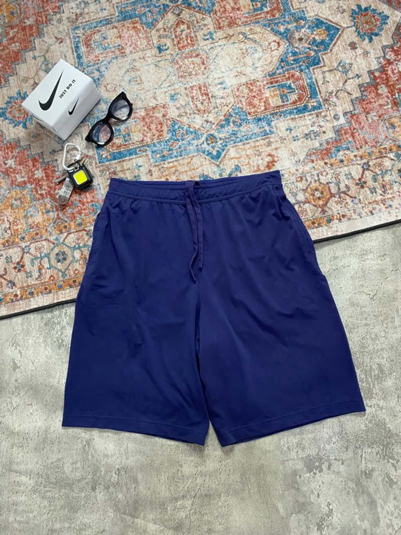 SPORTY SHORTPANTS UNIQLO U photo 1