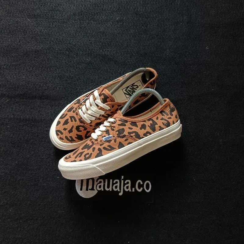 Vans Authentic 44 DX Anaheim Factory OG Leopard photo 1